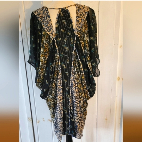 Anthropologie Short-Sleeve Draped Tunic Mini Boho Dress - Picture 5 of 10